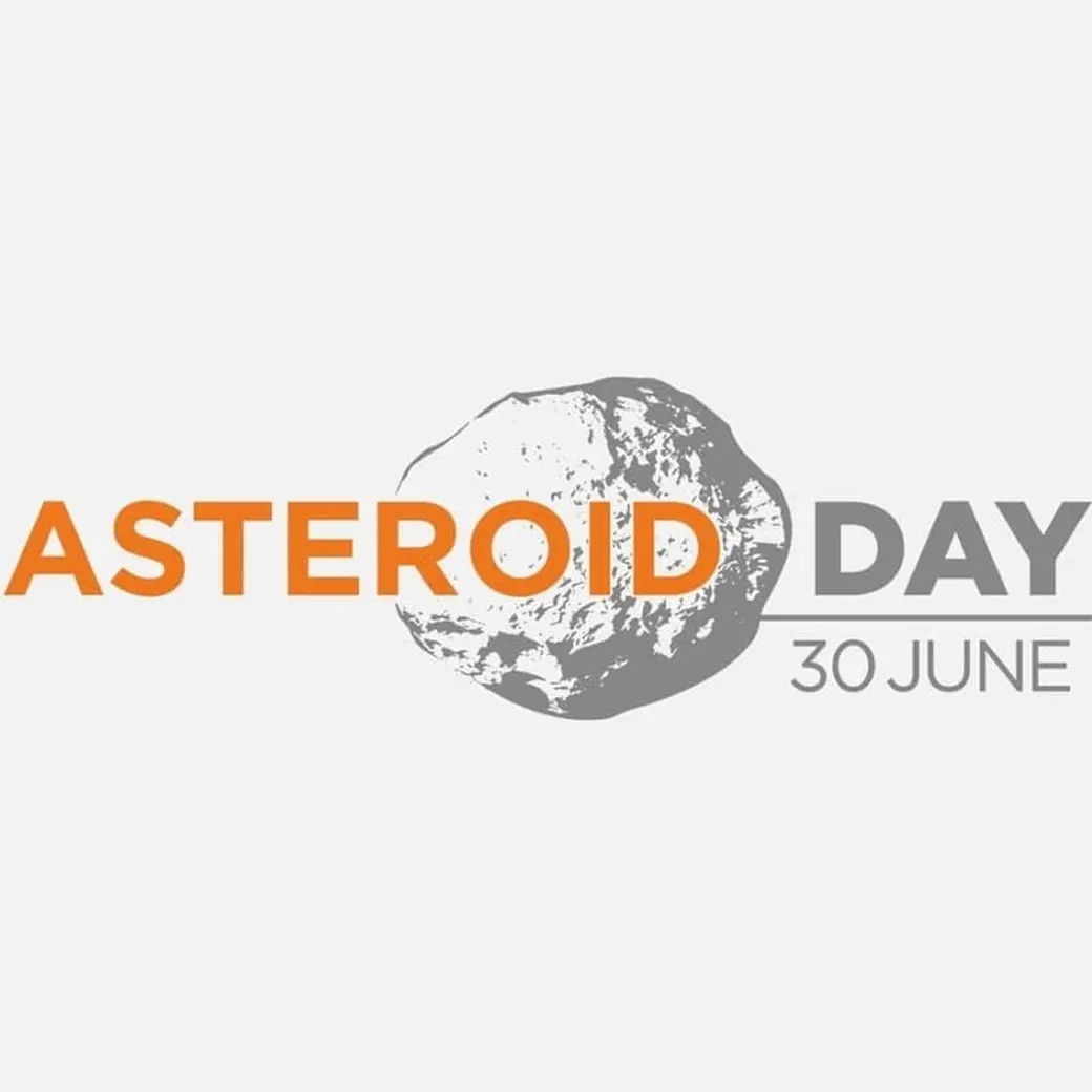 Официальная открытка с днем астеройда